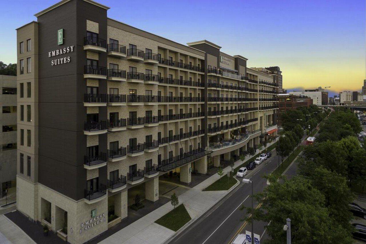 Embassy Suites By Hilton Grand Rapids Downtown Buitenkant foto
