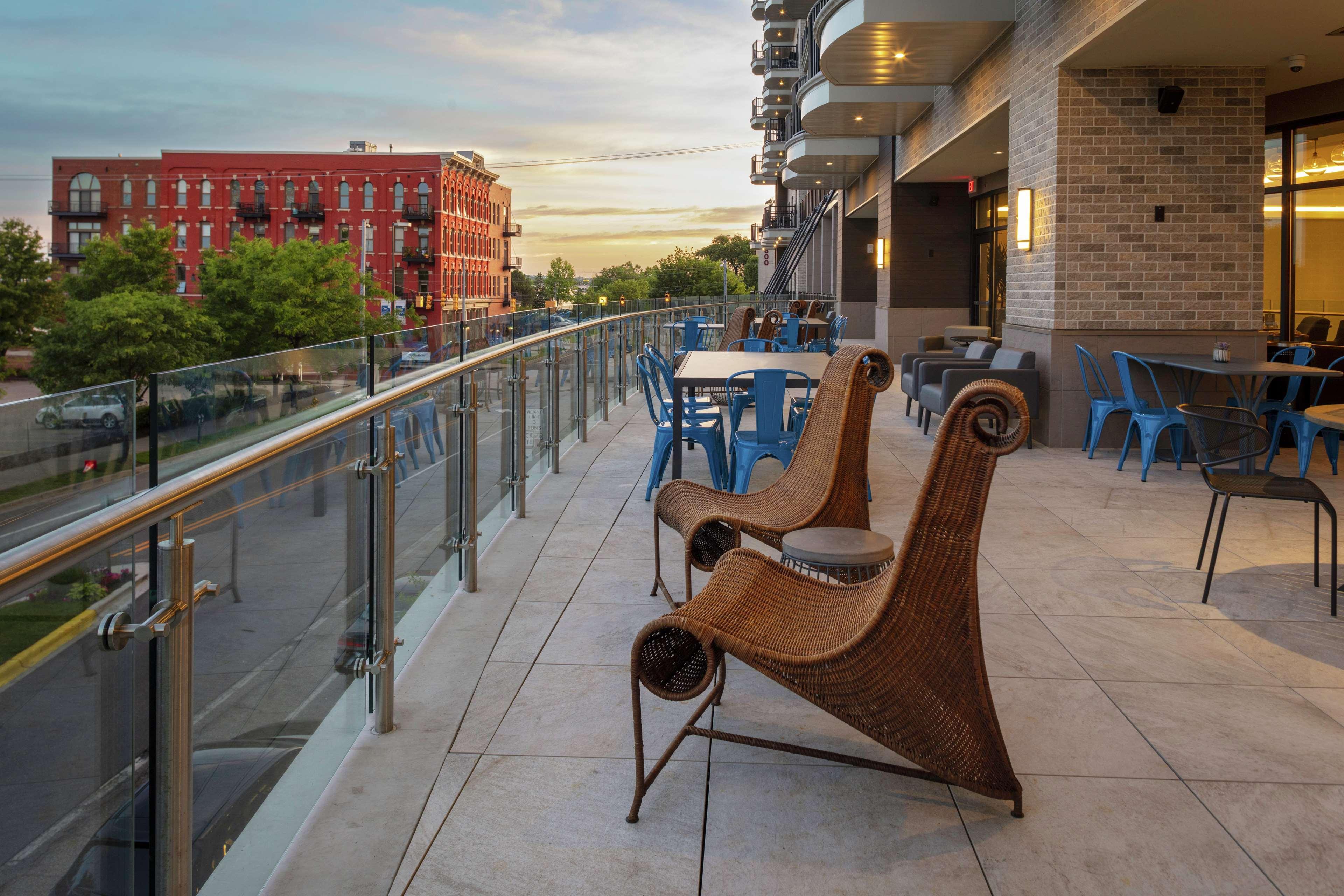 Embassy Suites By Hilton Grand Rapids Downtown Buitenkant foto